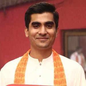 Meet your Posher, Haseeb